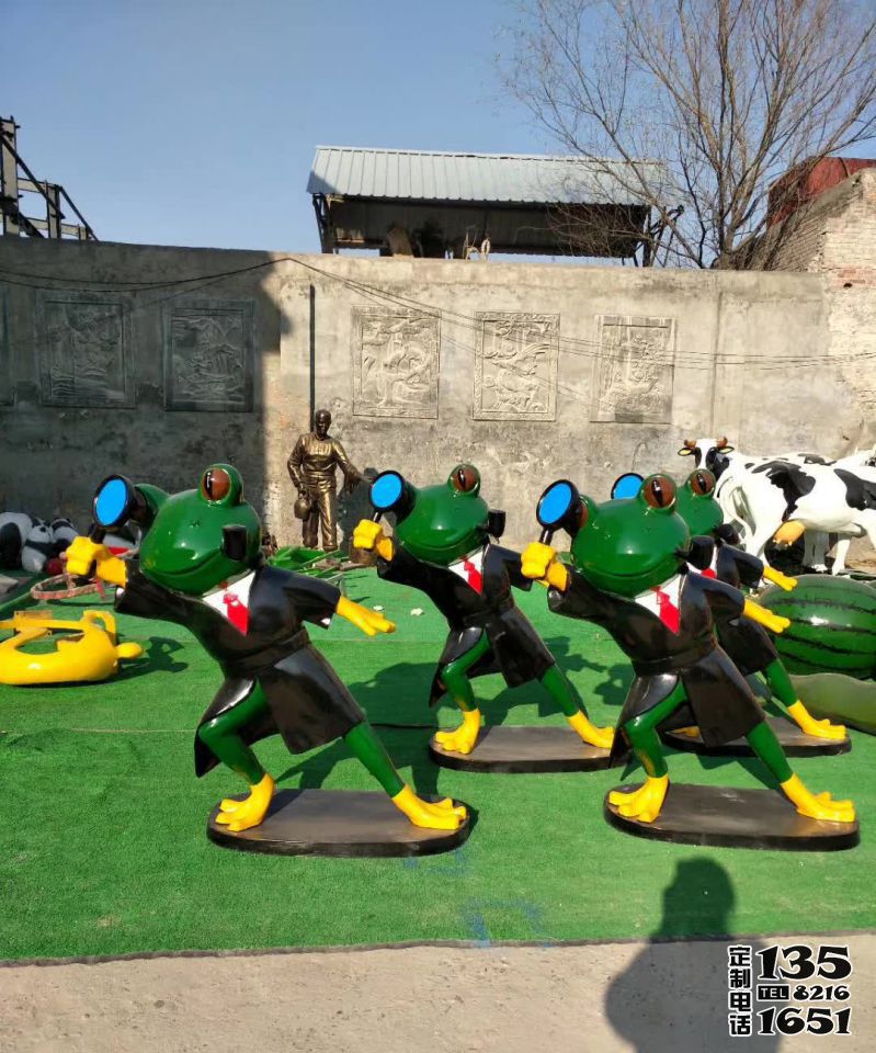 公園景區(qū)玻璃鋼卡通創(chuàng)意青蛙雕塑 公園景區(qū)玻璃鋼卡通創(chuàng)意青蛙雕塑