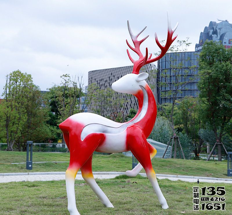 戶外草坪玻璃鋼彩繪創意梅花鹿雕塑 戶外草坪玻璃鋼彩繪創意梅花鹿雕塑